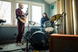 Janna Pelle and Eric Vanderzee, musicians